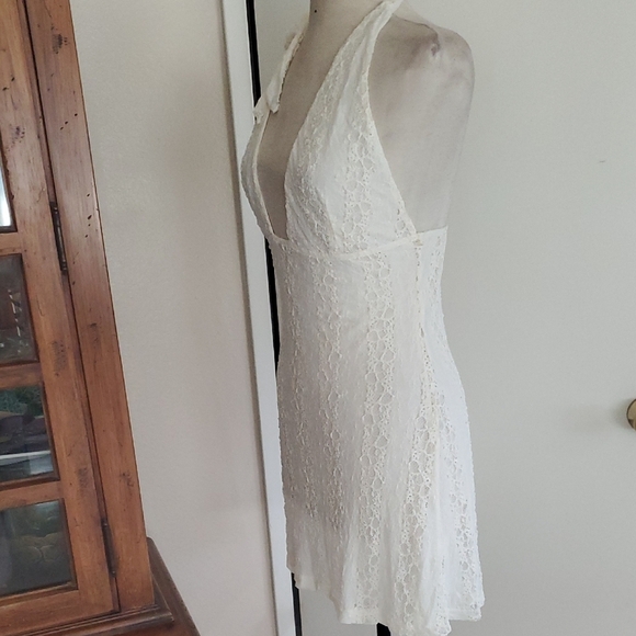 Princess Polly Ivory Lace Halter Dress - Picture 5 of 8